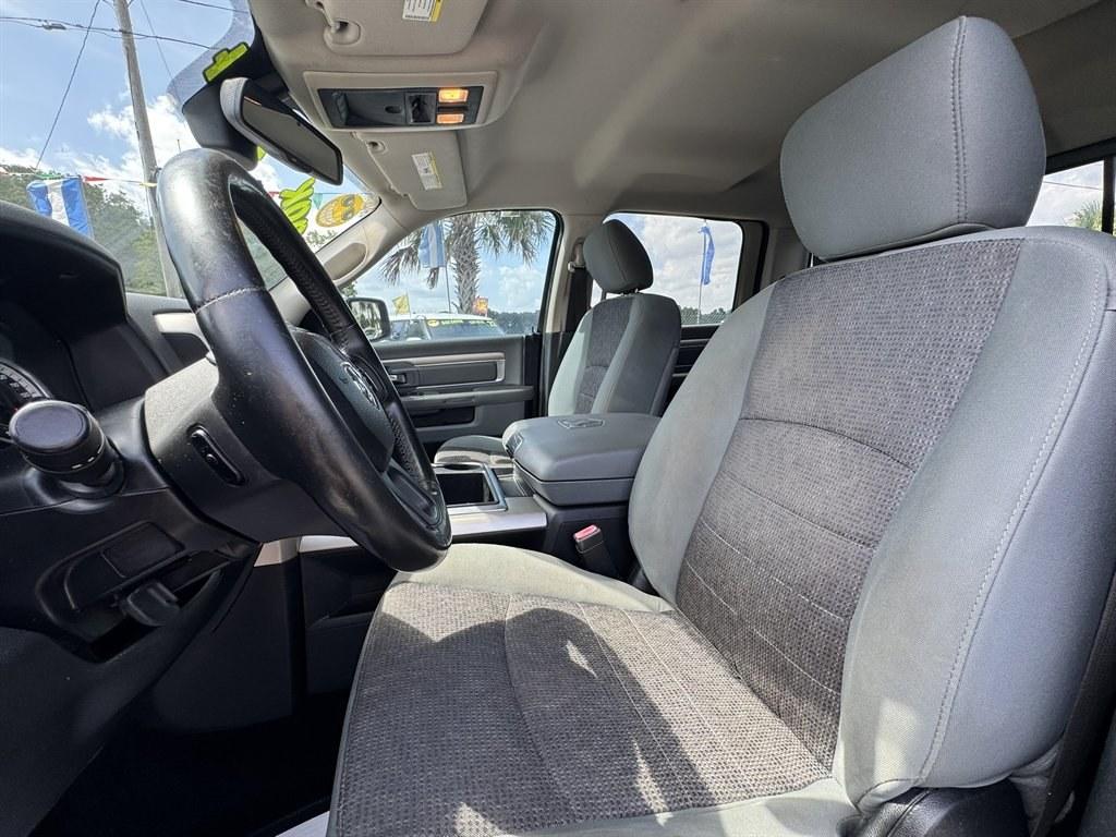 2014 Black /Grey Ram 1500 (1C6RR7LT0ES) with an 5.7l V8 Smpi Hemi 5.7l engine, located at 745 East Steele Rd., West Columbia, SC, 29170, (803) 755-9148, 33.927212, -81.148483- Photo#17