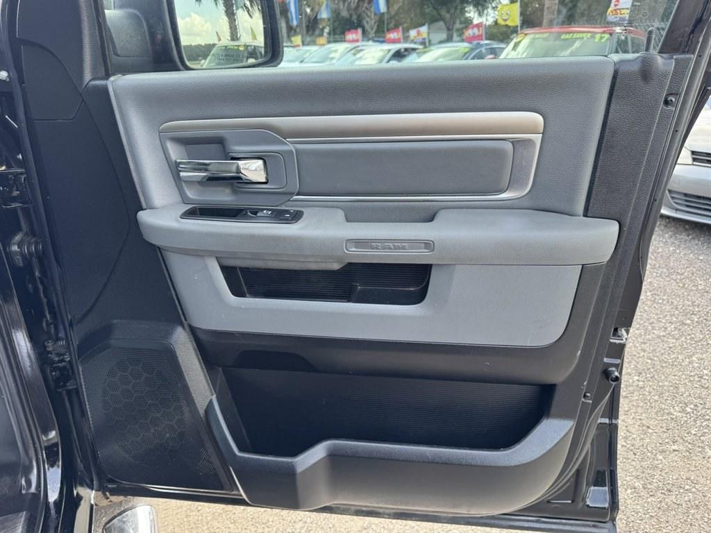 2014 Black /Grey Ram 1500 (1C6RR7LT0ES) with an 5.7l V8 Smpi Hemi 5.7l engine, located at 745 East Steele Rd., West Columbia, SC, 29170, (803) 755-9148, 33.927212, -81.148483- Photo#23
