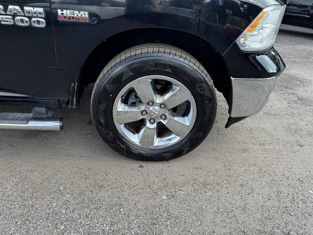 2014 Black /Grey Ram 1500 (1C6RR7LT0ES) with an 5.7l V8 Smpi Hemi 5.7l engine, located at 745 East Steele Rd., West Columbia, SC, 29170, (803) 755-9148, 33.927212, -81.148483- Photo#29