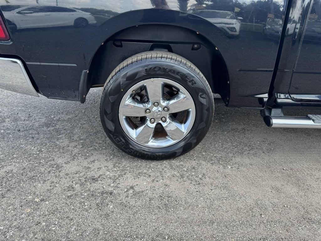 2014 Black /Grey Ram 1500 (1C6RR7LT0ES) with an 5.7l V8 Smpi Hemi 5.7l engine, located at 745 East Steele Rd., West Columbia, SC, 29170, (803) 755-9148, 33.927212, -81.148483- Photo#30