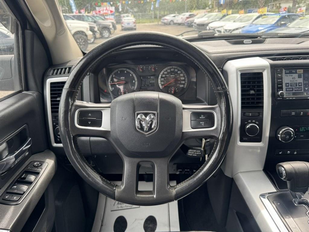 2011 Silver /Black Ram 1500 (1D7RV1CT6BS) with an 5.7l V8 Smpi Hemi 5.7l engine, Automatic transmission, located at 745 East Steele Rd., West Columbia, SC, 29170, (803) 755-9148, 33.927212, -81.148483- Photo#7