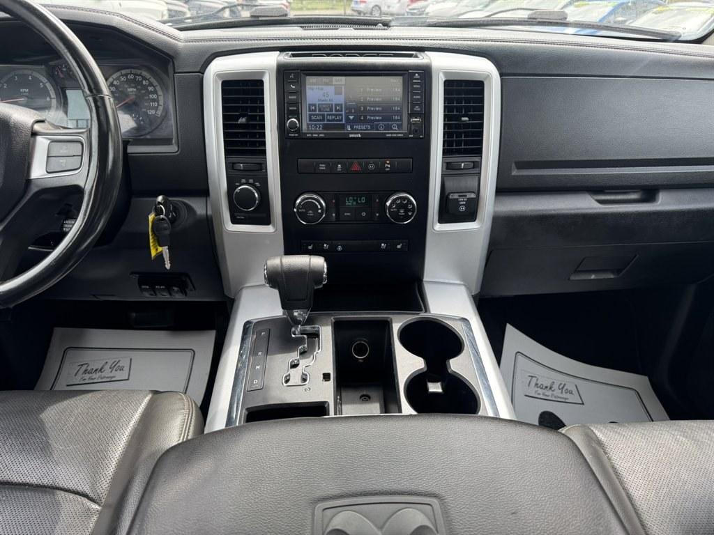 2011 Silver /Black Ram 1500 (1D7RV1CT6BS) with an 5.7l V8 Smpi Hemi 5.7l engine, Automatic transmission, located at 745 East Steele Rd., West Columbia, SC, 29170, (803) 755-9148, 33.927212, -81.148483- Photo#11