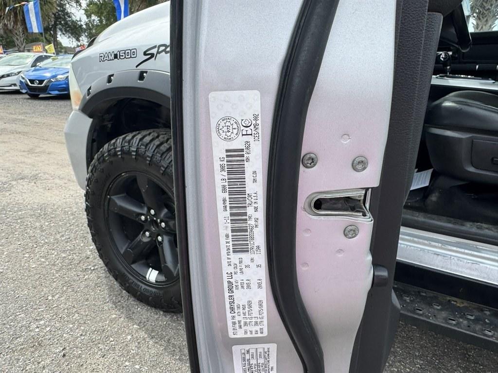 2011 Silver /Black Ram 1500 (1D7RV1CT6BS) with an 5.7l V8 Smpi Hemi 5.7l engine, Automatic transmission, located at 745 East Steele Rd., West Columbia, SC, 29170, (803) 755-9148, 33.927212, -81.148483- Photo#40