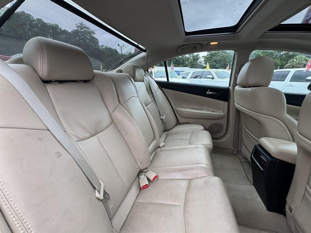 2014 Blue /Tan Nissan Maxima (1N4AA5AP7EC) with an 3.5l V6 Smpi Dohc Cvtcs 3 engine, Automatic transmission, located at 745 East Steele Rd., West Columbia, SC, 29170, (803) 755-9148, 33.927212, -81.148483- Photo#27