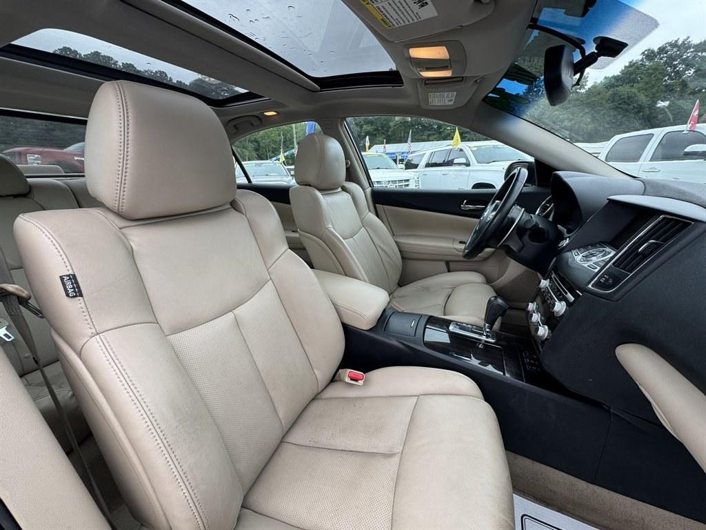 2014 Blue /Tan Nissan Maxima (1N4AA5AP7EC) with an 3.5l V6 Smpi Dohc Cvtcs 3 engine, Automatic transmission, located at 745 East Steele Rd., West Columbia, SC, 29170, (803) 755-9148, 33.927212, -81.148483- Photo#29