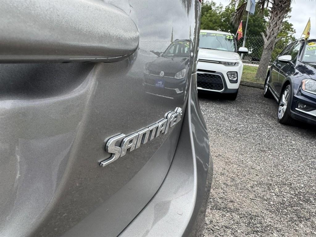 2011 Grey /Grey Hyundai Santa FE (5XYZH4AG4BG) with an 3.5l V6 MPI Dohc 3.5l engine, Automatic transmission, located at 745 East Steele Rd., West Columbia, SC, 29170, (803) 755-9148, 33.927212, -81.148483- Photo#26