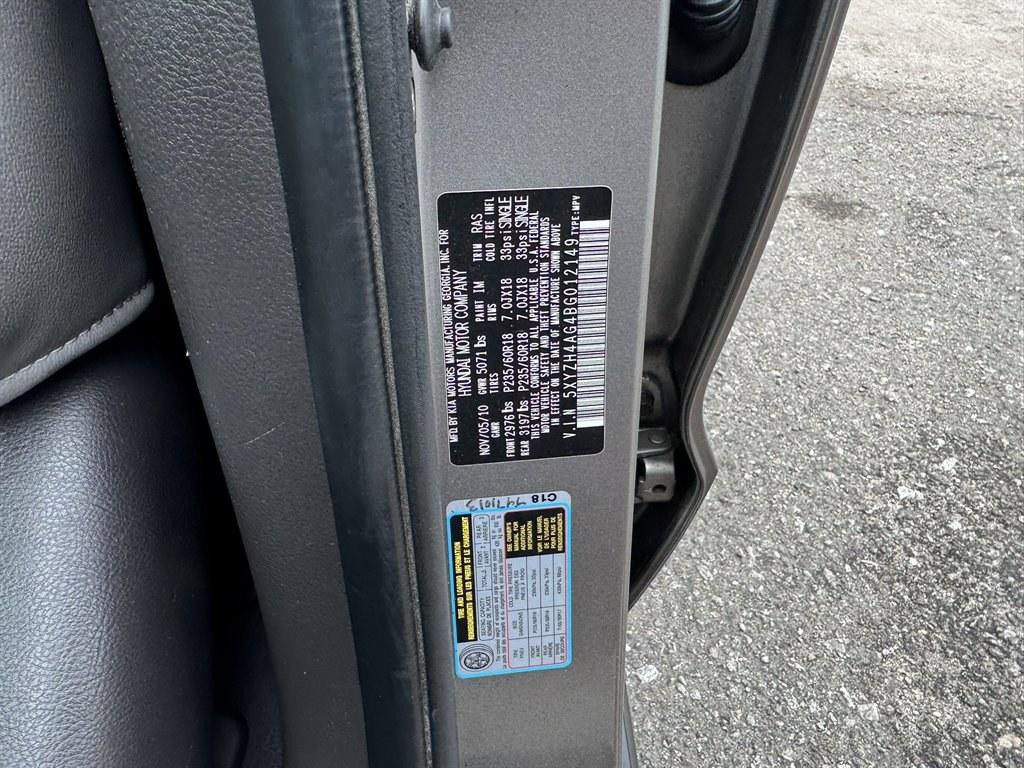 2011 Grey /Grey Hyundai Santa FE (5XYZH4AG4BG) with an 3.5l V6 MPI Dohc 3.5l engine, Automatic transmission, located at 745 East Steele Rd., West Columbia, SC, 29170, (803) 755-9148, 33.927212, -81.148483- Photo#31