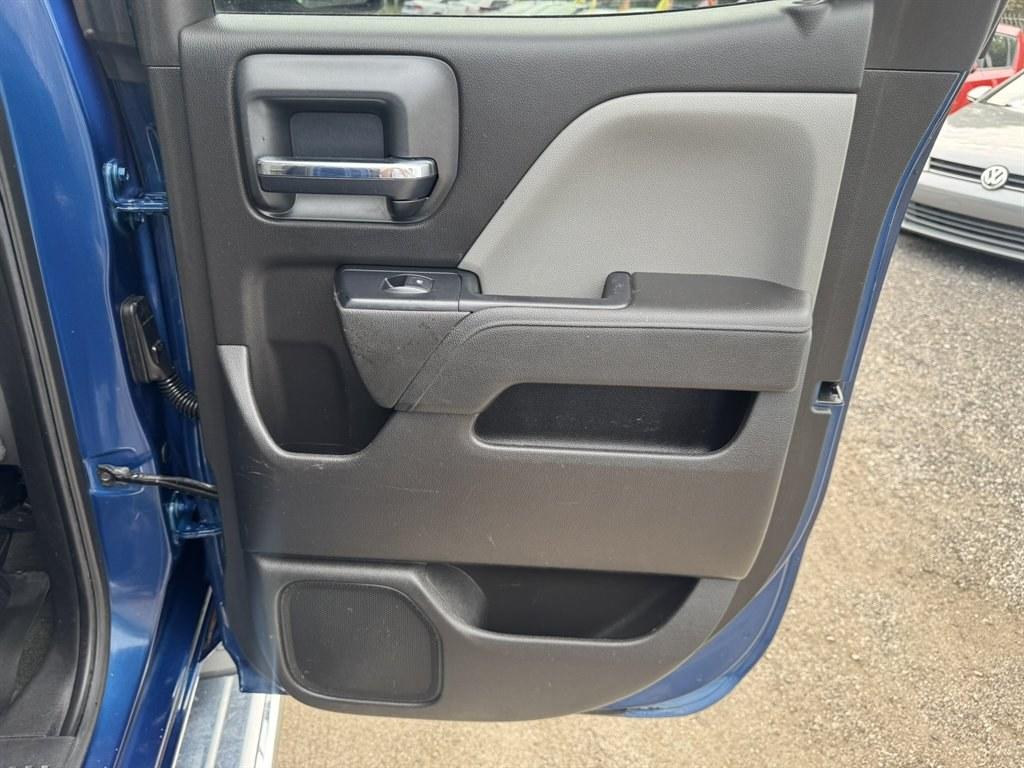 2016 Blue /Grey GMC Sierra 1500 (1GTV2LEC8GZ) with an 5.3l V8 DI VVT Flex 5.3l engine, Automatic transmission, located at 745 East Steele Rd., West Columbia, SC, 29170, (803) 755-9148, 33.927212, -81.148483- Photo#19