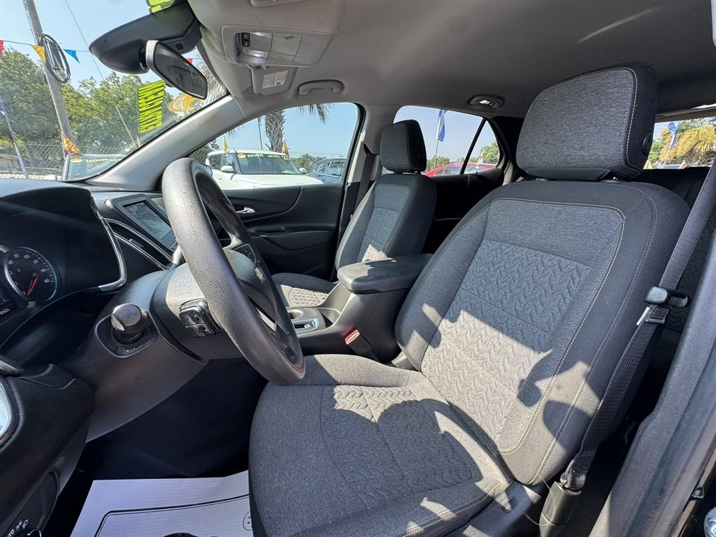 2022 Black /Black Chevrolet Equinox (3GNAXKEV7NL) with an 1.5l I-4 DI Dohc T/C 1.5l engine, Automatic transmission, located at 745 East Steele Rd., West Columbia, SC, 29170, (803) 755-9148, 33.927212, -81.148483- Photo#17