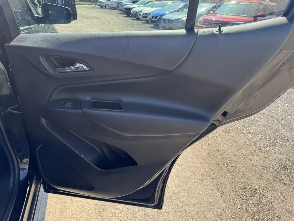 2022 Black /Black Chevrolet Equinox (3GNAXKEV7NL) with an 1.5l I-4 DI Dohc T/C 1.5l engine, Automatic transmission, located at 745 East Steele Rd., West Columbia, SC, 29170, (803) 755-9148, 33.927212, -81.148483- Photo#22