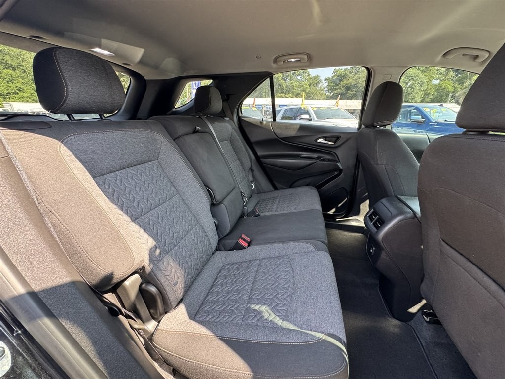 2022 Black /Black Chevrolet Equinox (3GNAXKEV7NL) with an 1.5l I-4 DI Dohc T/C 1.5l engine, Automatic transmission, located at 745 East Steele Rd., West Columbia, SC, 29170, (803) 755-9148, 33.927212, -81.148483- Photo#23