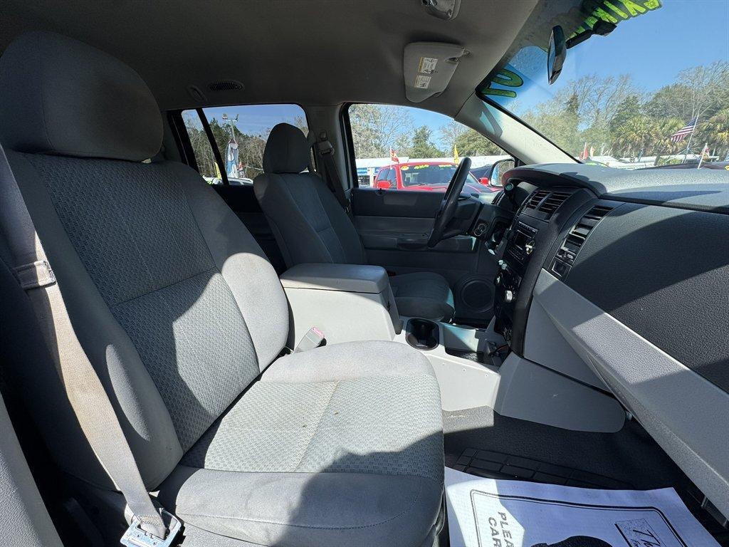 2007 Silver /Grey Dodge Durango (1D8HD38P87F) with an 4.7l V8 EFI Flex 4.7l engine, Auto transmission, located at 745 East Steele Rd., West Columbia, SC, 29170, (803) 755-9148, 33.927212, -81.148483 - Photo#22