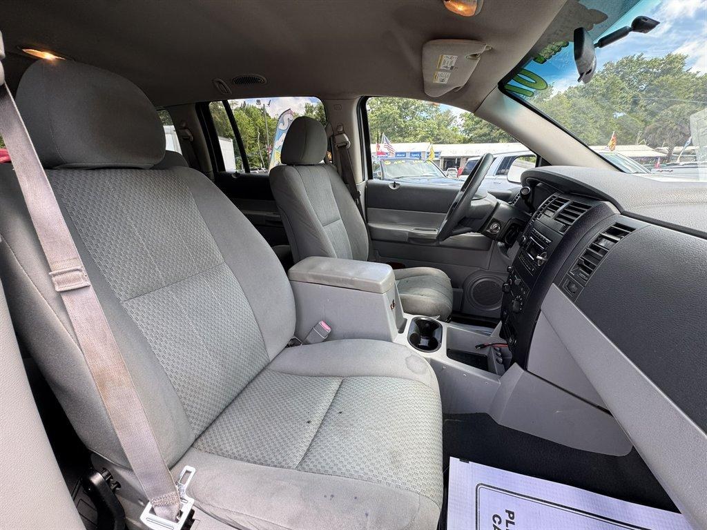 2007 Silver /Grey Dodge Durango (1D8HD38P87F) with an 4.7l V8 EFI Flex 4.7l engine, Automatic transmission, located at 745 East Steele Rd., West Columbia, SC, 29170, (803) 755-9148, 33.927212, -81.148483- Photo#22