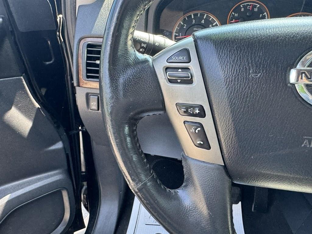 2015 Black /Black Nissan Armada (5N1BA0NC6FN) with an 5.6l V8 MPI Dohc Flex 5.6 engine, Automatic transmission, located at 745 East Steele Rd., West Columbia, SC, 29170, (803) 755-9148, 33.927212, -81.148483- Photo#8