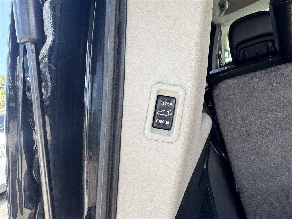 2015 Black /Black Nissan Armada (5N1BA0NC6FN) with an 5.6l V8 MPI Dohc Flex 5.6 engine, Automatic transmission, located at 745 East Steele Rd., West Columbia, SC, 29170, (803) 755-9148, 33.927212, -81.148483- Photo#29