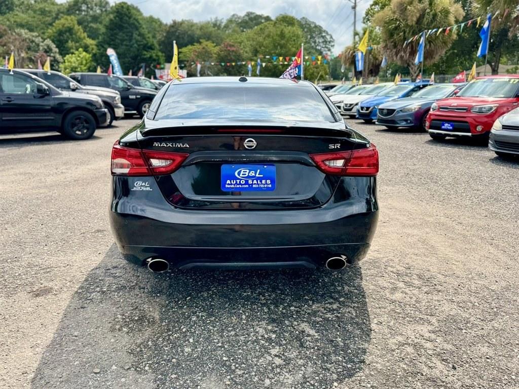 2017 Black /Black Nissan Maxima (1N4AA6AP9HC) with an 3.5l V6 Smpi Dohc Cvtcs 3 engine, Automatic transmission, located at 745 East Steele Rd., West Columbia, SC, 29170, (803) 755-9148, 33.927212, -81.148483- Photo#4