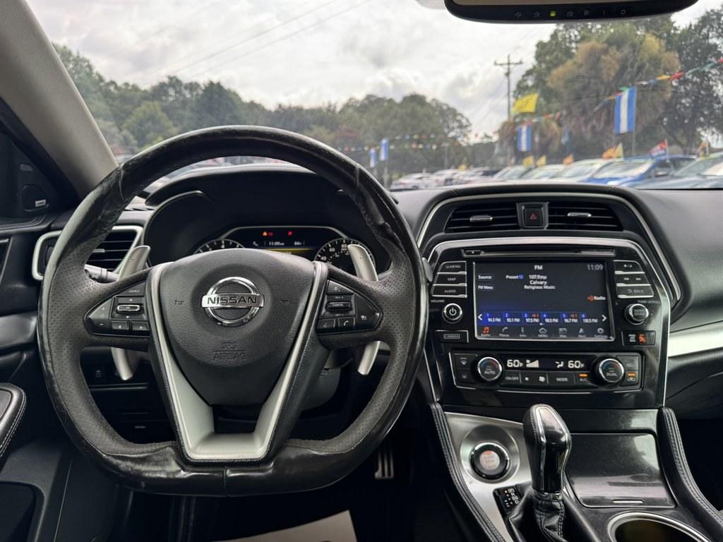 2017 Black /Black Nissan Maxima (1N4AA6AP9HC) with an 3.5l V6 Smpi Dohc Cvtcs 3 engine, Automatic transmission, located at 745 East Steele Rd., West Columbia, SC, 29170, (803) 755-9148, 33.927212, -81.148483- Photo#6