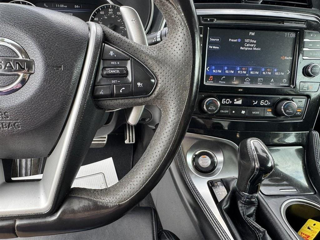 2017 Black /Black Nissan Maxima (1N4AA6AP9HC) with an 3.5l V6 Smpi Dohc Cvtcs 3 engine, Automatic transmission, located at 745 East Steele Rd., West Columbia, SC, 29170, (803) 755-9148, 33.927212, -81.148483- Photo#9