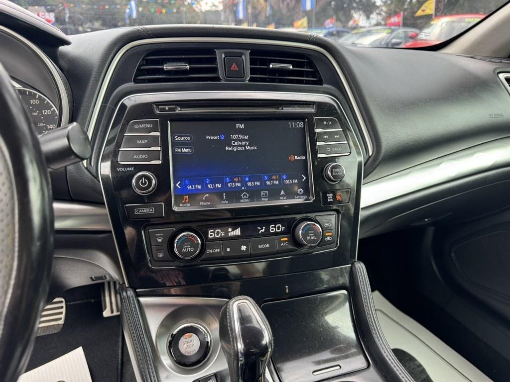 2017 Black /Black Nissan Maxima (1N4AA6AP9HC) with an 3.5l V6 Smpi Dohc Cvtcs 3 engine, Automatic transmission, located at 745 East Steele Rd., West Columbia, SC, 29170, (803) 755-9148, 33.927212, -81.148483- Photo#12