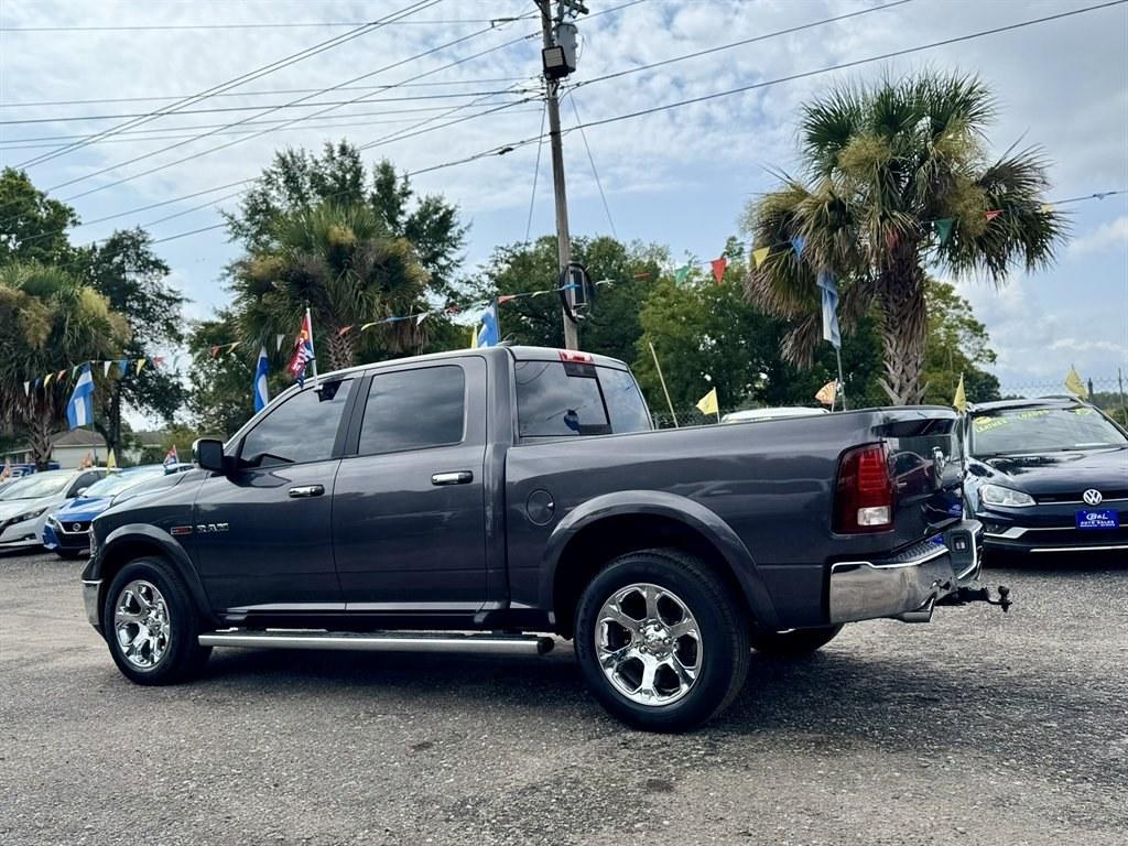 2018 Grey /Black Ram 1500 (1C6RR7NM1JS) with an 3.0l V6 DI Dohc Tdsl 3.0l engine, Automatic transmission, located at 745 East Steele Rd., West Columbia, SC, 29170, (803) 755-9148, 33.927212, -81.148483- Photo#5