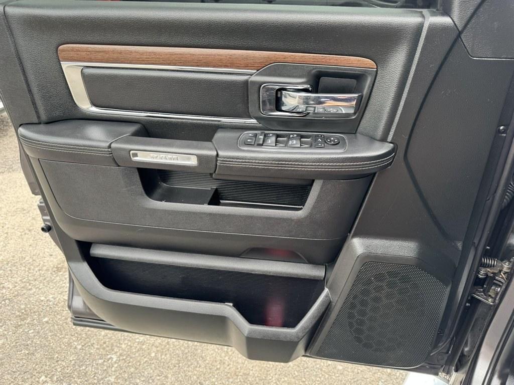 2018 Grey /Black Ram 1500 (1C6RR7NM1JS) with an 3.0l V6 DI Dohc Tdsl 3.0l engine, Automatic transmission, located at 745 East Steele Rd., West Columbia, SC, 29170, (803) 755-9148, 33.927212, -81.148483- Photo#18