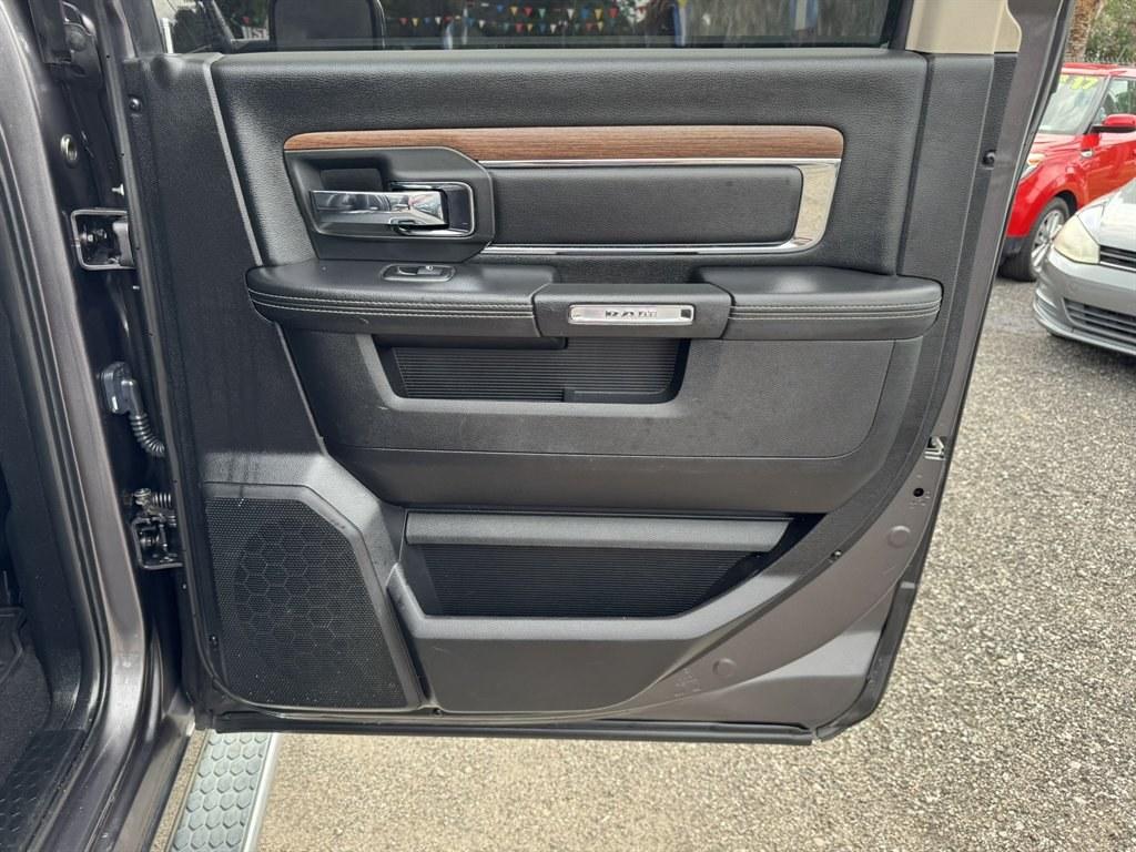 2018 Grey /Black Ram 1500 (1C6RR7NM1JS) with an 3.0l V6 DI Dohc Tdsl 3.0l engine, Automatic transmission, located at 745 East Steele Rd., West Columbia, SC, 29170, (803) 755-9148, 33.927212, -81.148483- Photo#24