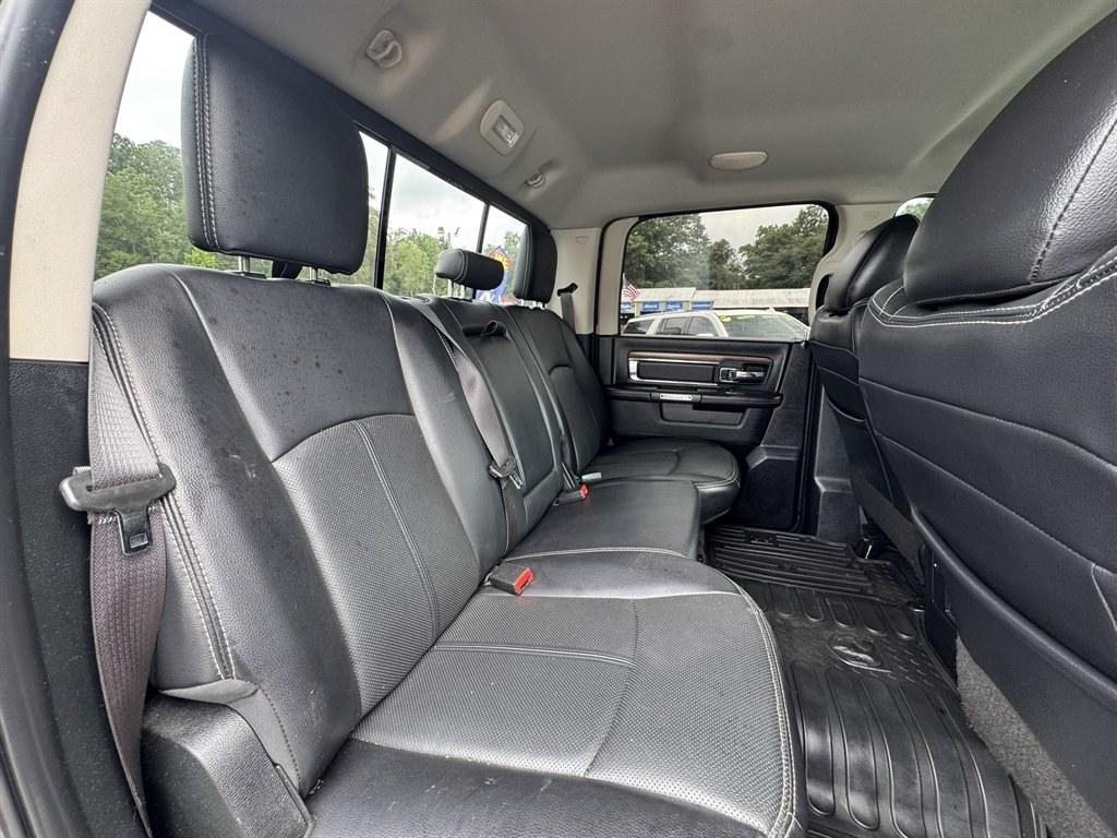 2018 Grey /Black Ram 1500 (1C6RR7NM1JS) with an 3.0l V6 DI Dohc Tdsl 3.0l engine, Automatic transmission, located at 745 East Steele Rd., West Columbia, SC, 29170, (803) 755-9148, 33.927212, -81.148483- Photo#25