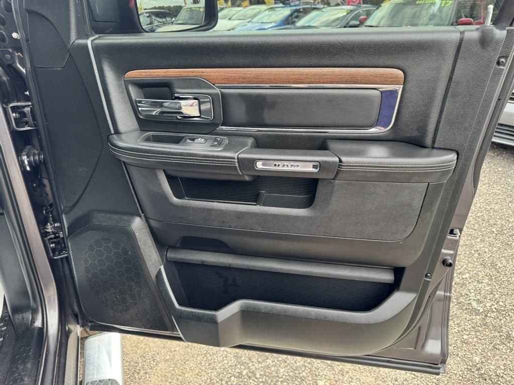 2018 Grey /Black Ram 1500 (1C6RR7NM1JS) with an 3.0l V6 DI Dohc Tdsl 3.0l engine, Automatic transmission, located at 745 East Steele Rd., West Columbia, SC, 29170, (803) 755-9148, 33.927212, -81.148483- Photo#26