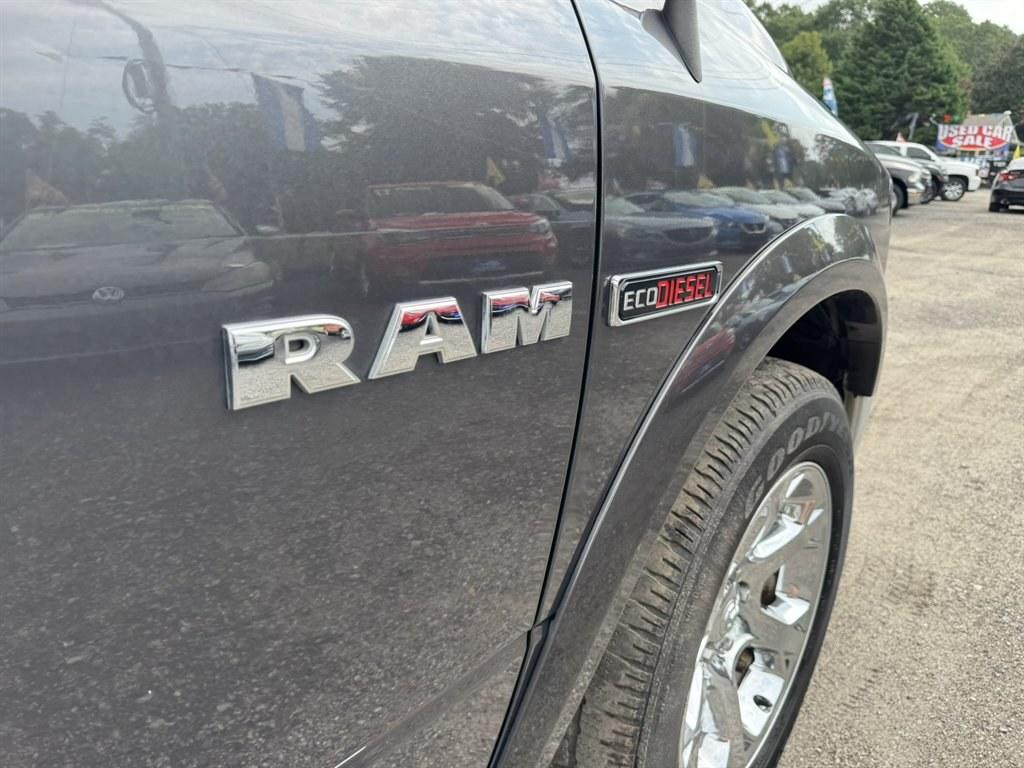 2018 Grey /Black Ram 1500 (1C6RR7NM1JS) with an 3.0l V6 DI Dohc Tdsl 3.0l engine, Automatic transmission, located at 745 East Steele Rd., West Columbia, SC, 29170, (803) 755-9148, 33.927212, -81.148483- Photo#32