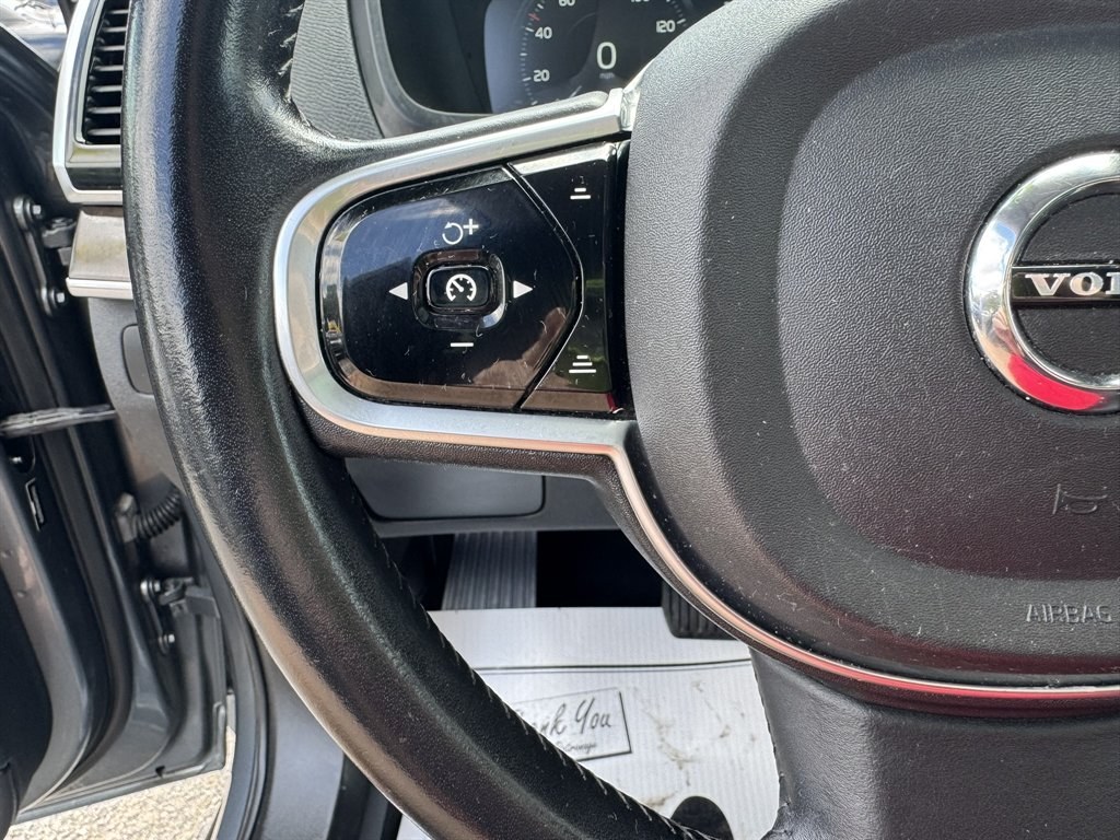 2016 Grey /Black Volvo XC90 (YV4A22PK6G1) with an 2.0l I-4 DI Dohc T/C 2.0l engine, Automatic transmission, located at 745 East Steele Rd., West Columbia, SC, 29170, (803) 755-9148, 33.927212, -81.148483- Photo#8