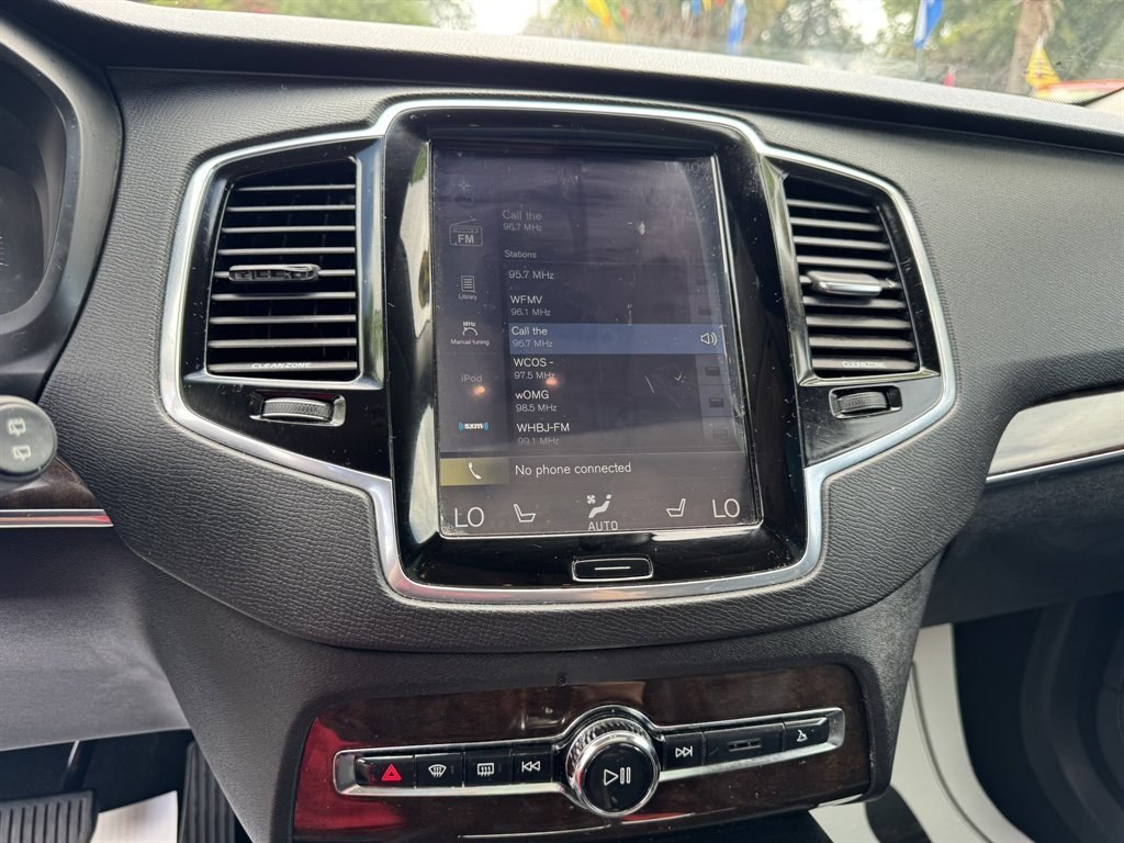 2016 Grey /Black Volvo XC90 (YV4A22PK6G1) with an 2.0l I-4 DI Dohc T/C 2.0l engine, Automatic transmission, located at 745 East Steele Rd., West Columbia, SC, 29170, (803) 755-9148, 33.927212, -81.148483- Photo#12