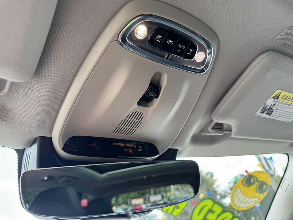 2016 Grey /Black Volvo XC90 (YV4A22PK6G1) with an 2.0l I-4 DI Dohc T/C 2.0l engine, Automatic transmission, located at 745 East Steele Rd., West Columbia, SC, 29170, (803) 755-9148, 33.927212, -81.148483- Photo#16