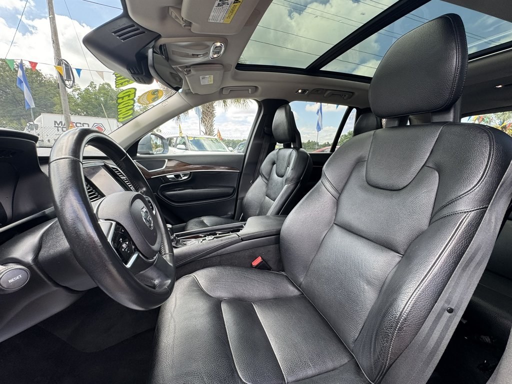 2016 Grey /Black Volvo XC90 (YV4A22PK6G1) with an 2.0l I-4 DI Dohc T/C 2.0l engine, Automatic transmission, located at 745 East Steele Rd., West Columbia, SC, 29170, (803) 755-9148, 33.927212, -81.148483- Photo#21