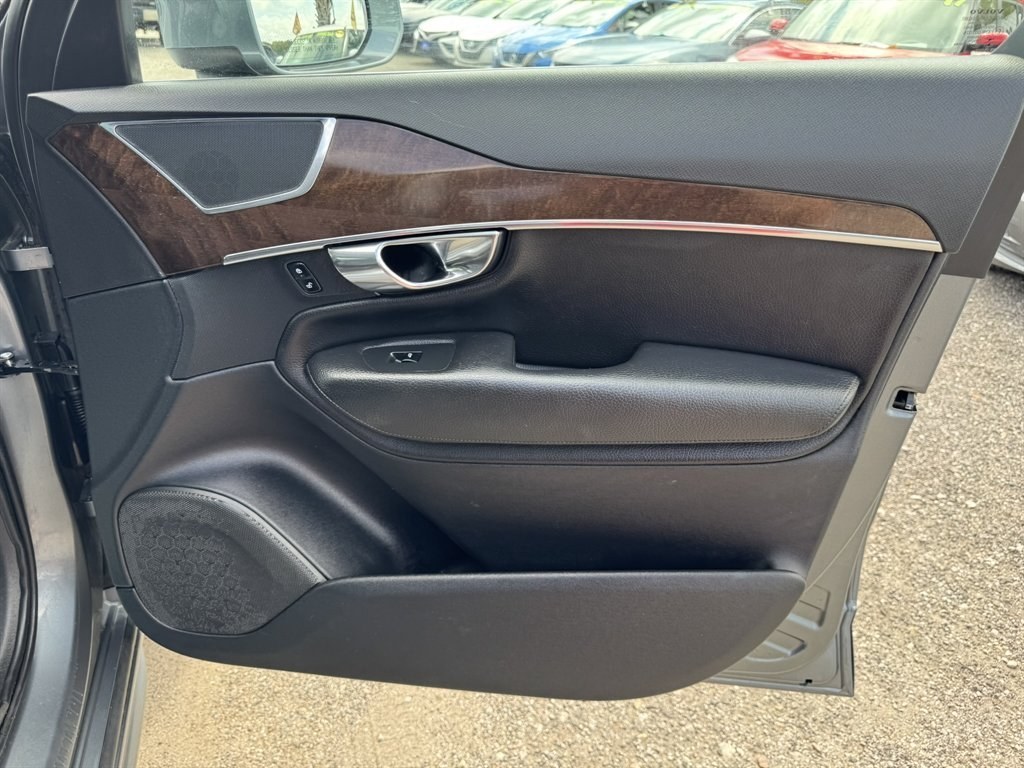 2016 Grey /Black Volvo XC90 (YV4A22PK6G1) with an 2.0l I-4 DI Dohc T/C 2.0l engine, Automatic transmission, located at 745 East Steele Rd., West Columbia, SC, 29170, (803) 755-9148, 33.927212, -81.148483- Photo#26