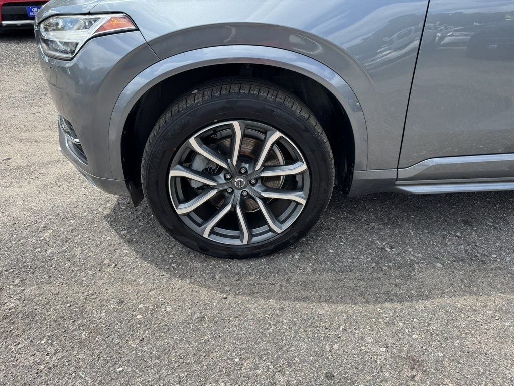 2016 Grey /Black Volvo XC90 (YV4A22PK6G1) with an 2.0l I-4 DI Dohc T/C 2.0l engine, Automatic transmission, located at 745 East Steele Rd., West Columbia, SC, 29170, (803) 755-9148, 33.927212, -81.148483- Photo#35