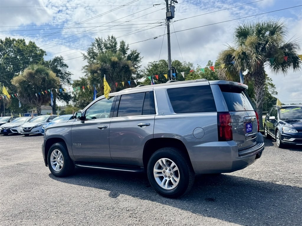 2020 Grey Chevrolet Tahoe (1GNSKBKC1LR) with an 5.3l V8 DI VVT Flex 5.3l engine, located at 745 East Steele Rd., West Columbia, SC, 29170, (803) 755-9148, 33.927212, -81.148483- Photo#5