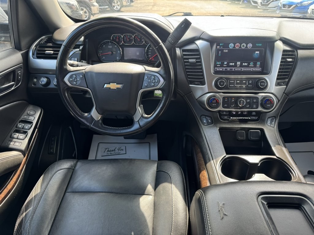 2020 Grey Chevrolet Tahoe (1GNSKBKC1LR) with an 5.3l V8 DI VVT Flex 5.3l engine, located at 745 East Steele Rd., West Columbia, SC, 29170, (803) 755-9148, 33.927212, -81.148483- Photo#6