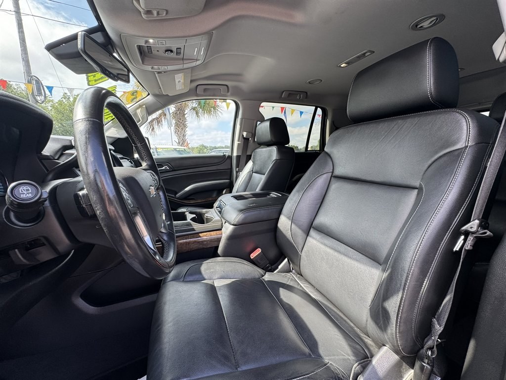 2020 Grey Chevrolet Tahoe (1GNSKBKC1LR) with an 5.3l V8 DI VVT Flex 5.3l engine, located at 745 East Steele Rd., West Columbia, SC, 29170, (803) 755-9148, 33.927212, -81.148483- Photo#21