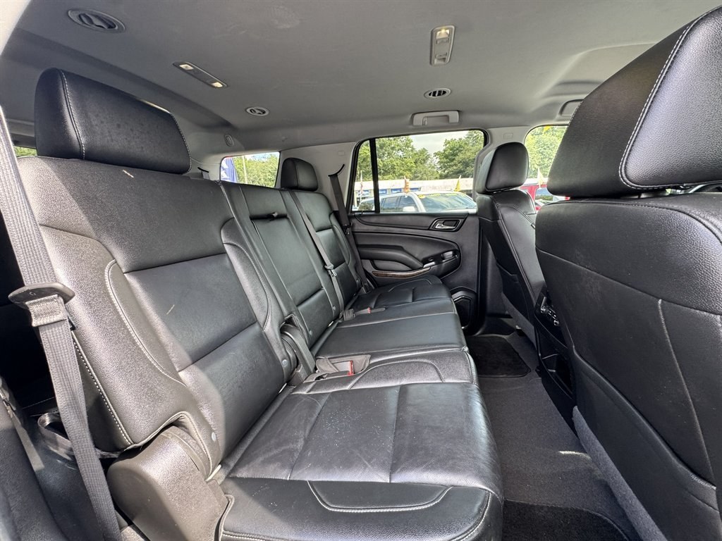 2020 Grey Chevrolet Tahoe (1GNSKBKC1LR) with an 5.3l V8 DI VVT Flex 5.3l engine, located at 745 East Steele Rd., West Columbia, SC, 29170, (803) 755-9148, 33.927212, -81.148483- Photo#28