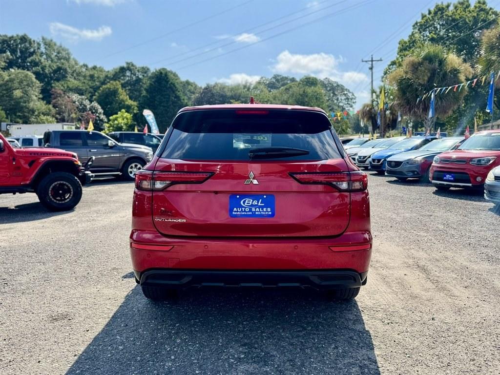 2023 Red /Black Mitsubishi Outlander (JA4J3TA86PZ) with an 2.5l I-4 DI Dohc 2.5l engine, Automatic transmission, located at 745 East Steele Rd., West Columbia, SC, 29170, (803) 755-9148, 33.927212, -81.148483- Photo#4