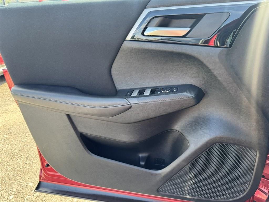 2023 Red /Black Mitsubishi Outlander (JA4J3TA86PZ) with an 2.5l I-4 DI Dohc 2.5l engine, Automatic transmission, located at 745 East Steele Rd., West Columbia, SC, 29170, (803) 755-9148, 33.927212, -81.148483- Photo#18
