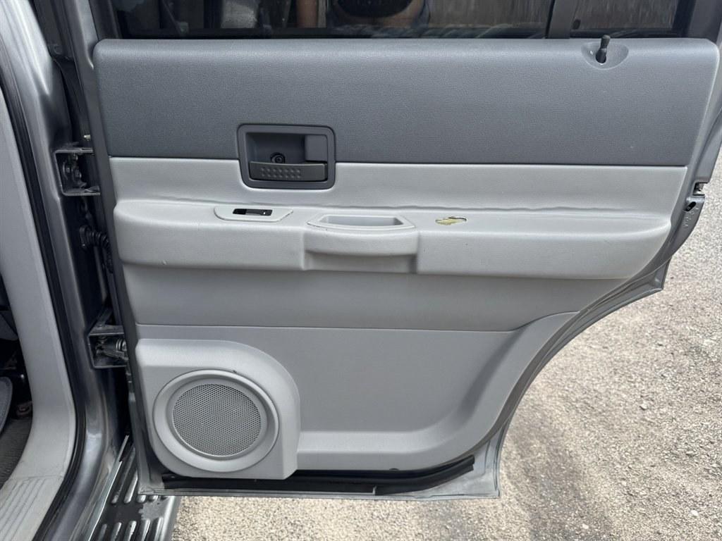 2007 Grey /Grey Dodge Durango (1D8HD38P67F) with an 4.7l V8 EFI Flex 4.7l engine, Automatic transmission, located at 745 East Steele Rd., West Columbia, SC, 29170, (803) 755-9148, 33.927212, -81.148483- Photo#18