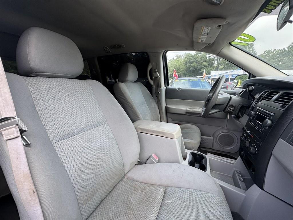 2007 Grey /Grey Dodge Durango (1D8HD38P67F) with an 4.7l V8 EFI Flex 4.7l engine, Automatic transmission, located at 745 East Steele Rd., West Columbia, SC, 29170, (803) 755-9148, 33.927212, -81.148483- Photo#21