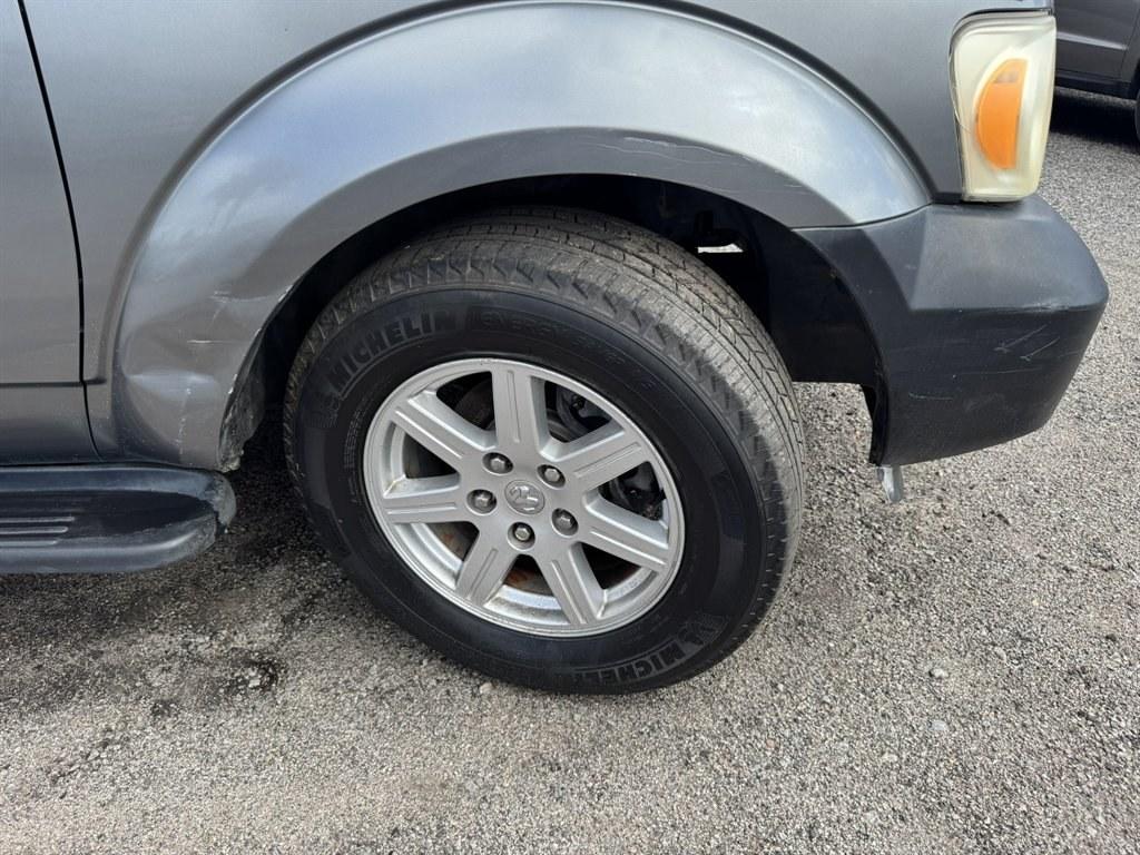 2007 Grey /Grey Dodge Durango (1D8HD38P67F) with an 4.7l V8 EFI Flex 4.7l engine, Automatic transmission, located at 745 East Steele Rd., West Columbia, SC, 29170, (803) 755-9148, 33.927212, -81.148483- Photo#23