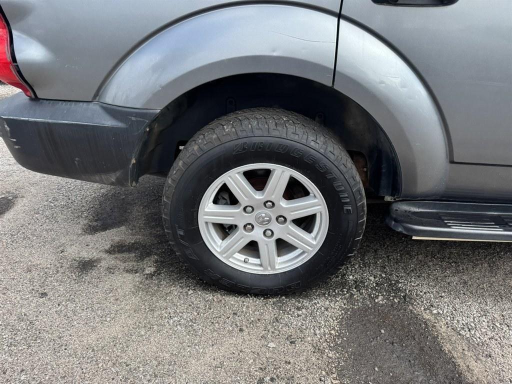 2007 Grey /Grey Dodge Durango (1D8HD38P67F) with an 4.7l V8 EFI Flex 4.7l engine, Automatic transmission, located at 745 East Steele Rd., West Columbia, SC, 29170, (803) 755-9148, 33.927212, -81.148483- Photo#24