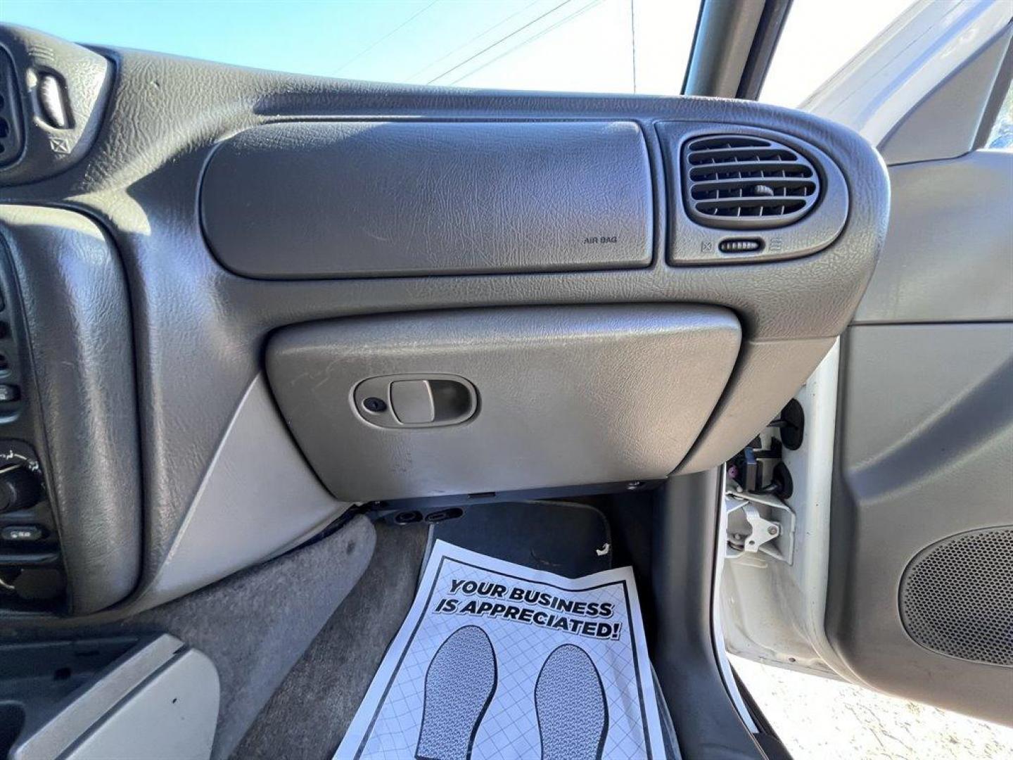 2003 White /Grey Chevrolet Trailblazer (1GNES16S036) with an 4.2l I-6 MPI Dohc 4.2l engine, Automatic transmission, located at 745 East Steele Rd., West Columbia, SC, 29170, (803) 755-9148, 33.927212, -81.148483 - Special Internet Price! 2003 Chevrolet Trailblazer with AM/FM stereo, Cruise control, Keyless entry, Air conditioning, Cloth interior, Powered windows, Powered door locks, Plus more! - Photo#23