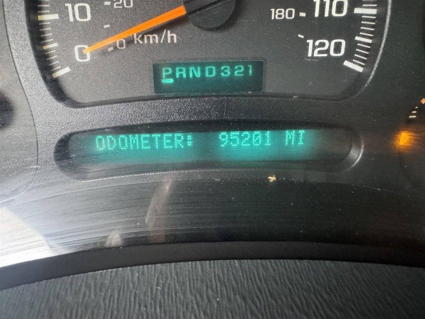 2004 Black /Grey Cadillac Escalade (1GYEC63T04R) with an 5.3l V8 SFI OHV 5.3l engine, Automatic transmission, located at 745 East Steele Rd., West Columbia, SC, 29170, (803) 755-9148, 33.927212, -81.148483 - Photo#10