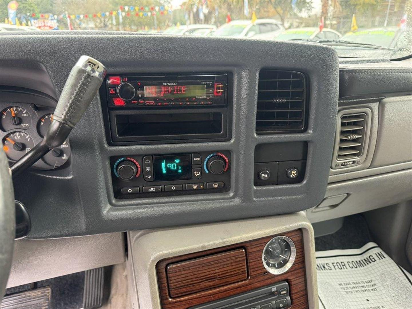 2004 Black /Grey Cadillac Escalade (1GYEC63T04R) with an 5.3l V8 SFI OHV 5.3l engine, Automatic transmission, located at 745 East Steele Rd., West Columbia, SC, 29170, (803) 755-9148, 33.927212, -81.148483 - Photo#12