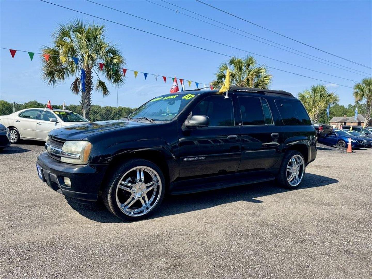 2003 Black /Grey Chevrolet Trailblazer (1GNET16SX36) with an 4.2l I-6 MPI Dohc 4.2l engine, Automatic transmission, located at 745 East Steele Rd., West Columbia, SC, 29170, (803) 755-9148, 33.927212, -81.148483 - Special Internet Price! 2003 Chevrolet Trailblazer with AM/FM radio, Cloth interior, 3rd row seating, Powered driver seat, Powered windows, Powered door locks, Plus more! - Photo#0