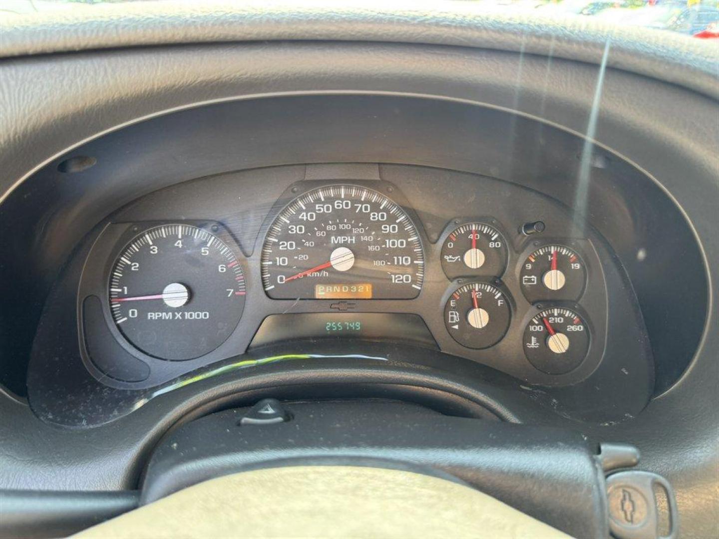 2003 Black /Grey Chevrolet Trailblazer (1GNET16SX36) with an 4.2l I-6 MPI Dohc 4.2l engine, Automatic transmission, located at 745 East Steele Rd., West Columbia, SC, 29170, (803) 755-9148, 33.927212, -81.148483 - Special Internet Price! 2003 Chevrolet Trailblazer with AM/FM radio, Cloth interior, 3rd row seating, Powered driver seat, Powered windows, Powered door locks, Plus more! - Photo#8